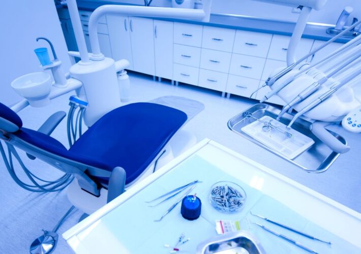 Quotidiano Sanità – Chiusure cliniche low cost e turismo dentale. ANDI chiede interventi legislativi urgenti 